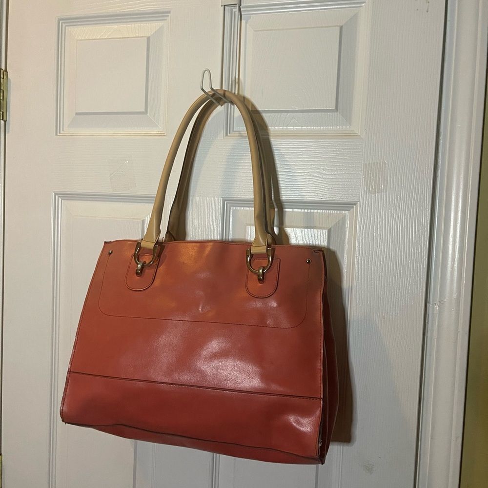 London Fog Faux leather orange large tote bag beige straps silver tone hardwares